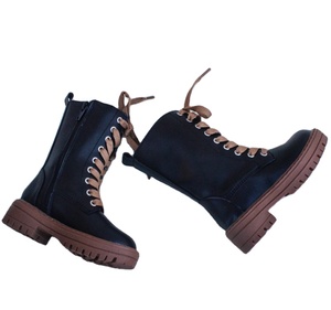 Bottes en cuir noires de luxe pour enfants, style western, vente en gros, chaussures décontractées pour bébés filles et garçons, de créateurs - Product Image 1