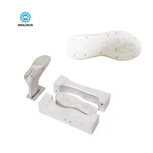 Antidérapant Pvc Tpr D'immersion De Pantoufle Pour Hommes Chaussures De Sport Semelle Mlod Machine de Moulage