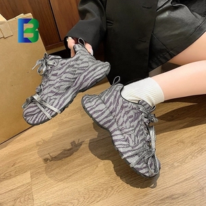 Dropshipping לוגו מותאם אישית של אבני נמר עיצוב נעליים נשים נשים פלטפורמה צ 'אנקי סגנון חדש הליכה סגנון נעלי ספורט - Product Image 5