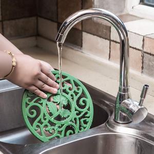Design rond pour les Plats Chauds et les Comptoirs de Cuisine Résistant À La Chaleur Antidérapant Lavable Au Lave-Vaisselle En Silicone Dessous de Tapis - Product Image 4