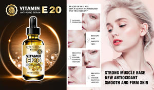 เซรั่มวิตามินซีบำรุงผิวหน้า ผสมไฮยาลูรอนิก แอซิด ว่านหางจระเข้ สมุนไพร สูตรวีแกน ผลิตภัณฑ์ดูแลผิวแบบน้ำ พร้อมบริการ OEM ชาดำเข้มข้น - Product Image 3