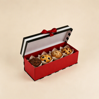 Boîtes alimentaires personnalisées imprimées, boîtes à gâteaux de mariage jetables, boîtes alimentaires en forme de pyramide, boîtes à bonbons, emballages