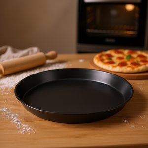 Plaque de cuisson Kaiser 28 cm antiadhésive pour la cuisson des pizzas et des gâteaux - Product Image 3