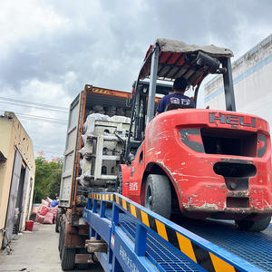 Offre Spéciale au Lesotho chaud doux fourrure hiver <span class=keywords><strong>bottes</strong></span> <span class=keywords><strong>de</strong></span> <span class=keywords><strong>neige</strong></span> pour les femmes vêtements <span class=keywords><strong>de</strong></span> plein air grande taille mixte balle <span class=keywords><strong>de</strong></span> chaussures utilisées - Product Image 1