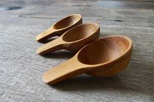 ช้อนไม้ทำมือสำหรับทำอาหาร ใช้เสิร์ฟ ตัก ตี และผสม ด้วยไม้ธรรมชาติที่ทนทาน - Product Image 6