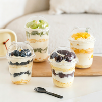 Gobelet à dessert avec couvercle, gobelets jetables transparents, gobelets pour milkshake, récipient à gâteau, gobelet à café glacé, gobelet en plastique en forme de U, personnalisé