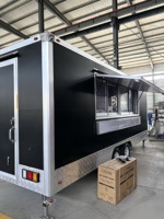 Remorque alimentaire carrée en acier inoxydable entièrement équipée et personnalisable pour la vente de hot-dogs, bonbons, chips et glaces en extérieur