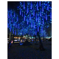 Wasserdichte IP65 Kupfer-LED-Meteorschauer-Pendelleuchte, bunt blinkende Outdoor-Weihnachtsdekoration, hängende Baum-Lichterkette
