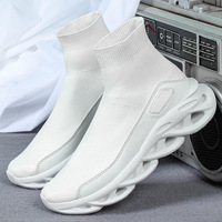 Chaussures de marche pour femmes grande taille en maille respirante, style décontracté à semelle épaisse et tendance