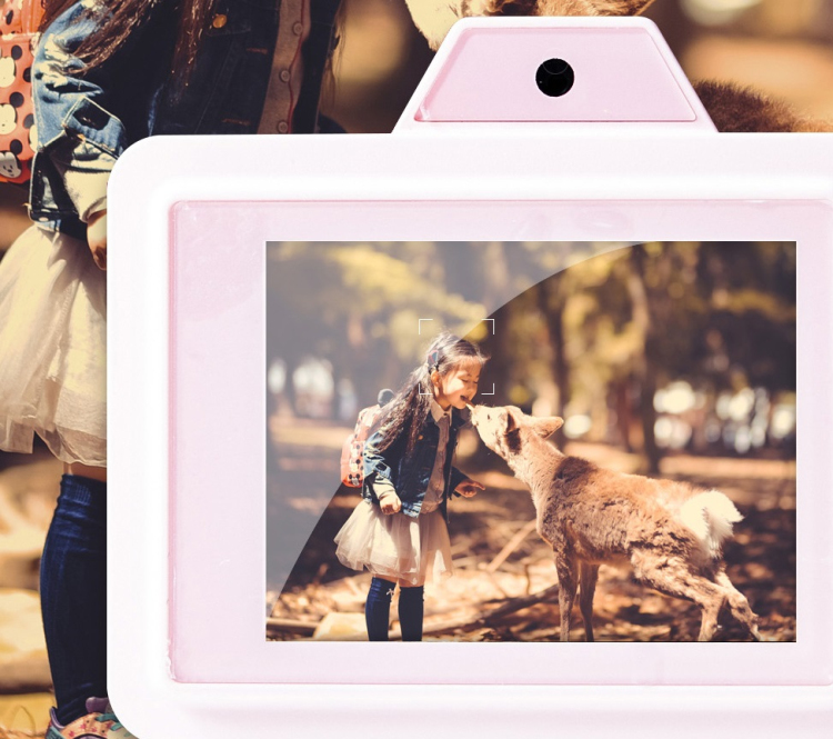 Feliztrip NBSC201 Kids Camera With 1100mah battery and 16g card and reader