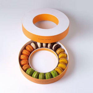 Tùy Chỉnh Sang Trọng Sô Cô La Hộp Với 3D Khuôn Thực Phẩm Vòng Hình Thức Cho Macarons Logo Dập Nổi Cán Bóng Có Thể Tái Chế Cứng Nhắc Hộp - Product Image 4