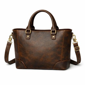 Bolso de Mano de Diseño en Cuero Genuino de Primera Calidad para Mujer, Estilo Elegante y Moderno para Uso Diario, Disponible para la Venta - Product Image 2