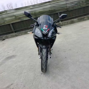 <span class=keywords><strong>Aprilia</strong></span> 150 Moto Sportiva Usata a Benzina con Motore Brushless - Product Image 3