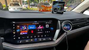 NAVLYNX 4GB + 64GB ApplePie Touch mini Custom Car Play Smart Box Ai Box pour <span class=keywords><strong>Apple</strong></span> Wireless <span class=keywords><strong>Carplay</strong></span> Auto Tiktok Netflix Youtube - Product Image 3