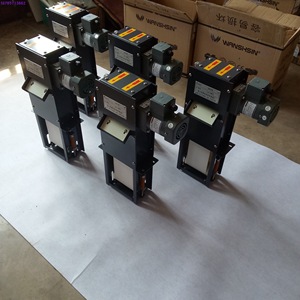 جهاز فصل الزيت عن الماء عالي الجودة مع محرك، مباشرة من المصنع في الصين - Product Image 2