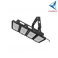 Projecteur LED XINDECO IP66 IK10 240W-960W 155 Lm/W en aluminium moulé sous pression pour éclairage extérieur des stades et des zones industrielles