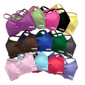 Ensemble de sport 2 pièces sans couture pour femme Dynamic Gym : Soutien-gorge de sport dos croisé et short froncé pour le yoga et le fitness - Product Image 3