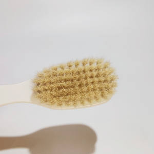 पर्यावरण के अनुकूल अनुकूलन बेबी ब्रश बाल ब्रश और कंघी सेट स्नान बेबी मालिश उत्पाद - Product Image 2