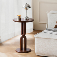 Meubles de salon de style nordique couleur noyer Table basse de forme ronde Tables d'appoint modernes en bois massif