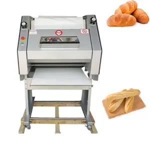 Baguette comercial que faz a máquina Moldador do cachorro quente para a padaria Máquina francesa do rolamento do pão do baguette