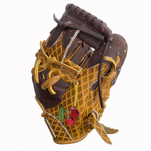 Guantes de Softbol Juveniles de Diseño Nuevo, Personalizados, con Diseño de Helado, de Cuero Japonés Genuino - Product Image 4