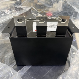 อิเล็กทรอนิกส์คอนเซ็ปต์ MP9-20919J ตัวเก็บประจุ 3 × 54 µF 690 VAC 1100 VDC สำหรับตัวแปลงไฟอินเวอร์เตอร์ EC 64783777 ฟิลเตอร์ - Product Image 5
