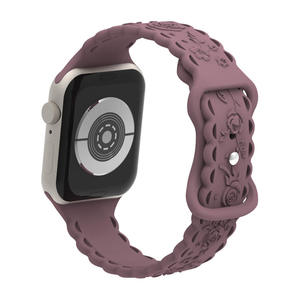 สายนาฬิกาซิลิโคน 3 มิติ ลายดอกทานตะวัน สำหรับ Apple Watch Series 1-9 SE 44 มม. Ultra 49 มม. รุ่น Fashion IMD - Product Image 3