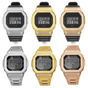 Bling bling glacé boîtier en diamant doré série de <span class=keywords><strong>bracelet</strong></span> de <span class=keywords><strong>montre</strong></span> en acier inoxydable et cadre boîtier en métal <span class=keywords><strong>bracelet</strong></span> gwm5610 dw5600 - Product Image 3