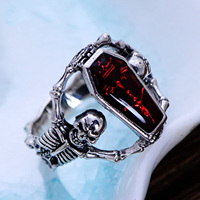 Bague personnalisée en acier inoxydable argenté doré avec crâne de prédateur punk rétro plaqué noir, cristal, pierre précieuse pour femme, vampire pour homme
