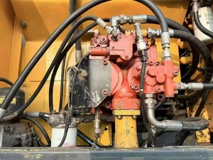 รถตักตีนตะขาบ20Ton รถฮุนได210w-9มือสองพร้อมส่วนประกอบกระปุกเกียร์หลักขนาด215-7 215VS - Product Image 6