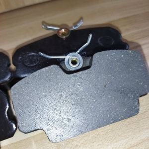 Pièces détachées automobiles, système de freinage de voiture neuve, plaquettes de frein avant pour 190D 190E 001 420 10 20, plaquettes de frein de voiture - Product Image 4