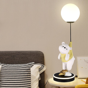 Moderna Lampada Elettrica a Forma di Orso Polare in Resina per Decorazione di Soggiorno, Scrivania e Vetrinetta del Vino - Product Image 2