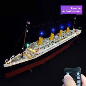 Boîte de présentation rectangulaire en acrylique transparente pour figurines, avec couvercle anti-poussière, pour <span class=keywords><strong>Titanic</strong></span> 10294 - Product Image 2