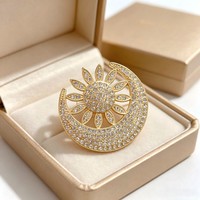 Bros Pin Wanita Mewah 2026 Model Terbaru, Serbaguna, Bertabur Rhinestone, Motif Bunga Matahari Bulan, Buatan Tangan dari Paduan Seng, Corsage Kelas Atas