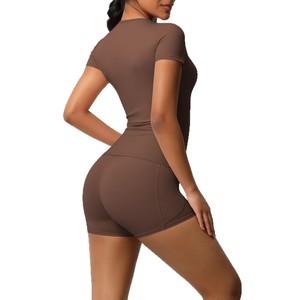 Traje de yoga deportivo americano europeo nuevo conjunto de dos piezas de manga corta cepillado de nailon de doble cara transfronterizo para correr - Product Image 6