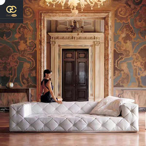 Chesterfield Sofá de lujo italiano Diseño Villa Cuero Blanco Hogar Sofá de lujo de 3 plazas - Product Image 2
