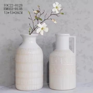 Jarrón <span class=keywords><strong>de</strong></span> cerámica <span class=keywords><strong>de</strong></span> fresa hecho <span class=keywords><strong>a</strong></span> mano minimalista elegante decoración del hogar tiendas <span class=keywords><strong>cerca</strong></span> <span class=keywords><strong>de</strong></span> <span class=keywords><strong>mí</strong></span> para decoración <span class=keywords><strong>de</strong></span> porcelana <span class=keywords><strong>de</strong></span> boda - Product Image 4