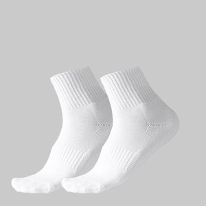 Jingwen OEM Calcetines Deportivos Vente en Gros Coton Hommes Haute Élasticité Blanc Noir Couleur Unie Cheville Sport <span class=keywords><strong>Chaussette</strong></span> - Product Image 4