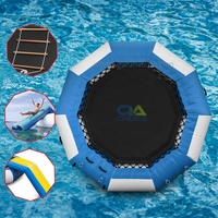 Bateau tamponneur de jeu de piscine gonflable de bateau en plastique portatif commercial avec le bateau de batterie pour des enfants et des adultes
