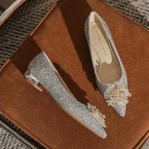 Ballerines de mariage couleur champagne à talon bas, dessus en cuir véritable, semelle intermédiaire en caoutchouc, imperméables - Product Image 2