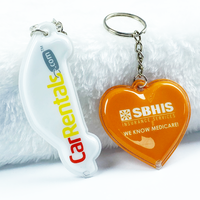 Porte-clés en forme de gilet réfléchissant en PVC écologique personnalisé avec lumière réfléchissante Porte-clés réflecteur LED