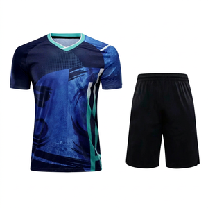 Uniforme de tennis sur mesure léger et respirant à col ras du cou et manches courtes avec logo frontal – Écologique, séchage rapide, évacuation de l'humidité, haute performance - Product Image 1