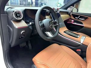 Autos Usados <span class=keywords><strong>Mercedes</strong></span>-Benz GLC 4MATIC, Híbrido Ligero de 48V 2.0T, Volante a la Izquierda, Calefacción de Asientos, en Stock, Exportación a Rusia - Product Image 5