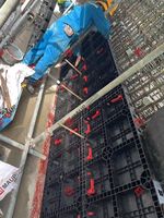 Coffrage en plastique ABS réutilisable 100 fois par le fabricant pour le coulage de grandes surfaces de ponts, autoroutes et tunnels en béton