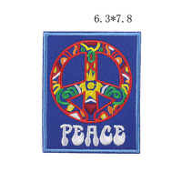 Patch brodé thermocollant « Amour et Paix » pour vêtements et accessoires