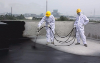 Caoutchouc liquide pulvérisé à réglage rapide polymère bitumineux revêtement étanche peinture à l'état liquide solidifiée rapidement pour toit