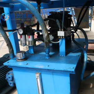 Máquina de fabricación de ladrillos entrelazada a presión hidráulica automática, a la venta, a la venta - Product Image 3