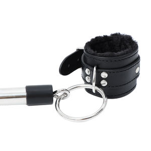 Groothandel Volwassenen Bdsm Speelgoed Stalen Pijp Anklecuffs <span class=keywords><strong>Bondage</strong></span> Gear Lederen Pluche Terughoudendheid Voor Mannelijke Bdsm Slaven Seksspeeltjes Voor Benen - Product Image 4