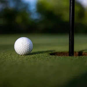 Balle de golf de haute qualité en uréthane souple 2 3 4 pièces conforme USGA avec logo personnalisé