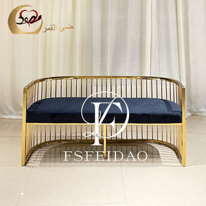 ชุดโซฟางานแต่งงานแบบ3ที่นั่งผ้ากำมะหยี่ครีมดีไซน์แบบราชวงศ์ - Product Image 3